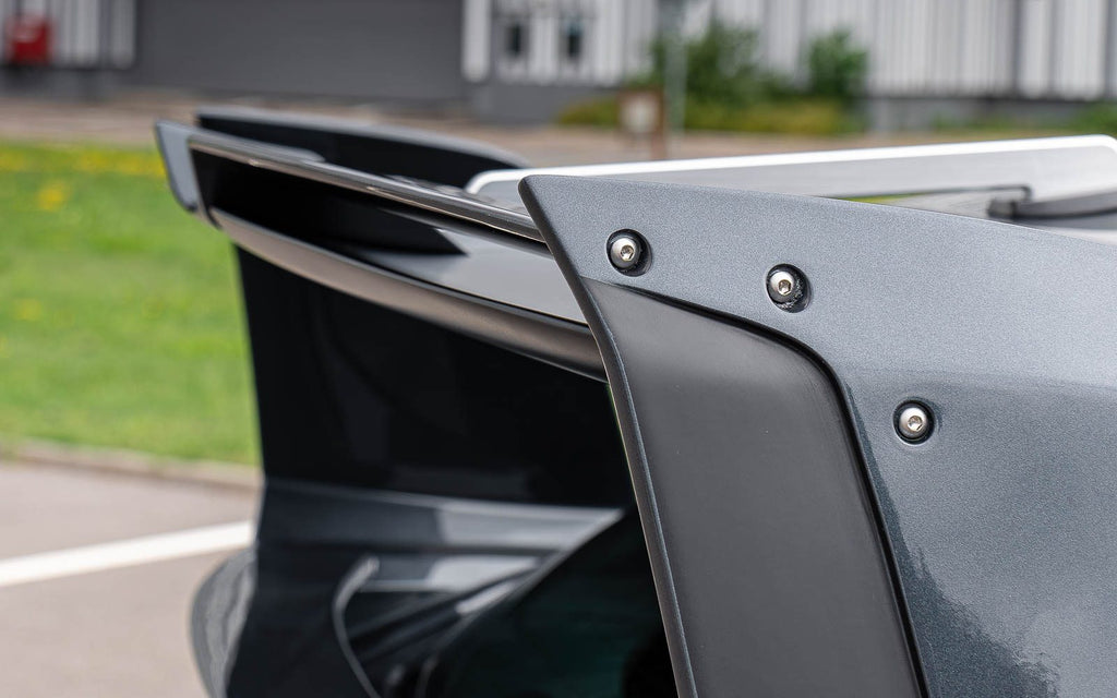 Alerón JE DESIGN con soporte de cuello de cisne CUPRA / SEAT Leon KL 5 puertas (anterior al restyling)