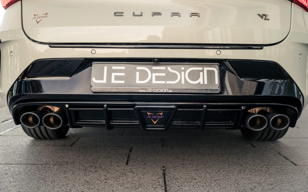 Difusor JE DESIGN negro brillo Cupra Leon KL ST (incluido híbrido enchufable)