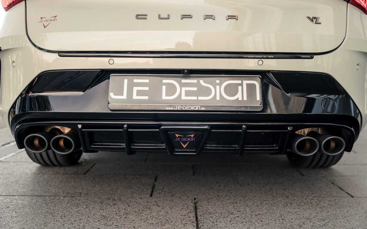 Difusor JE DESIGN negro brillo Cupra Leon KL ST (incluido híbrido enchufable)