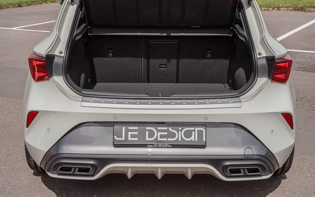 Protector del borde de carga JE DESIGN plata mate Seat / Cupra Leon KL (adhesivo)