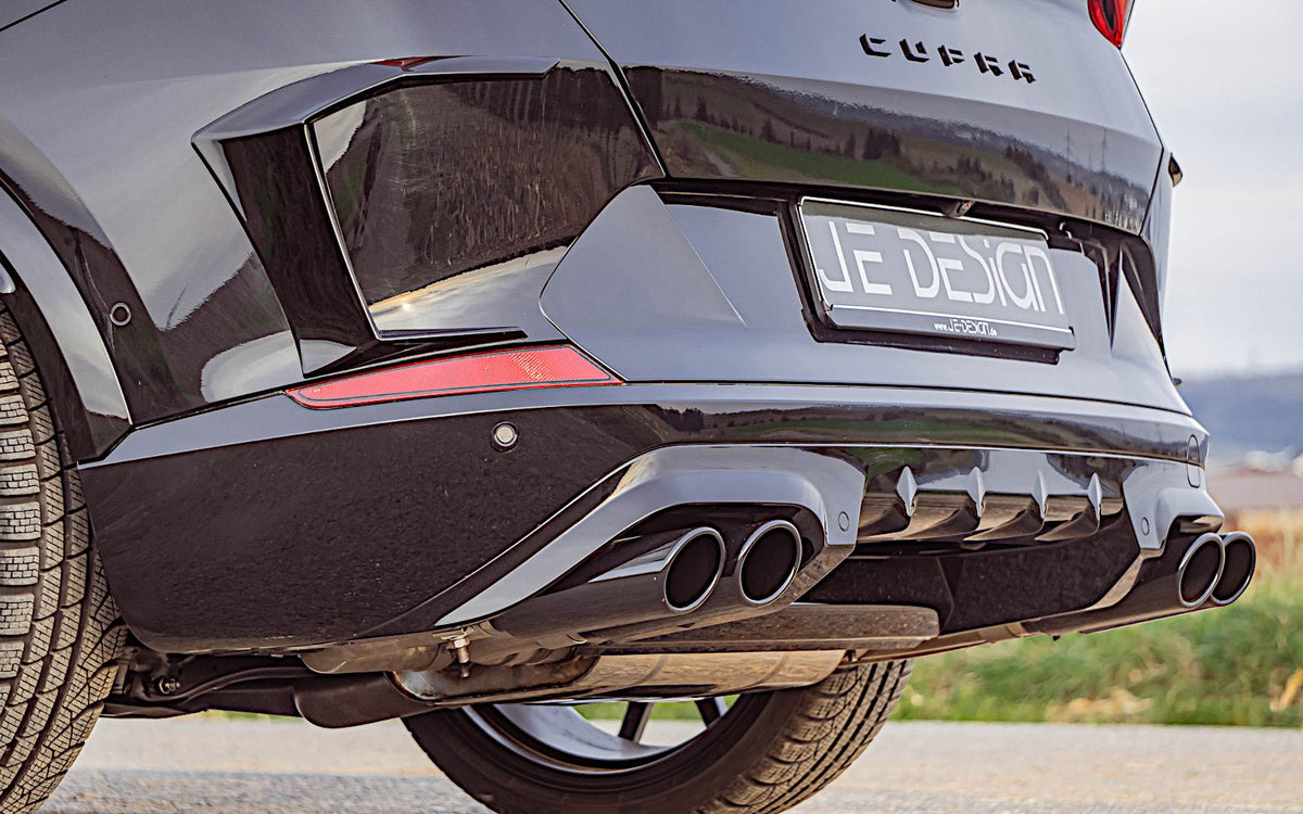 Marcos de salida de aire del paragolpes trasero JE DESIGN de 2 piezas negro brillo Cupra Formentor KM (no restyling 2025)