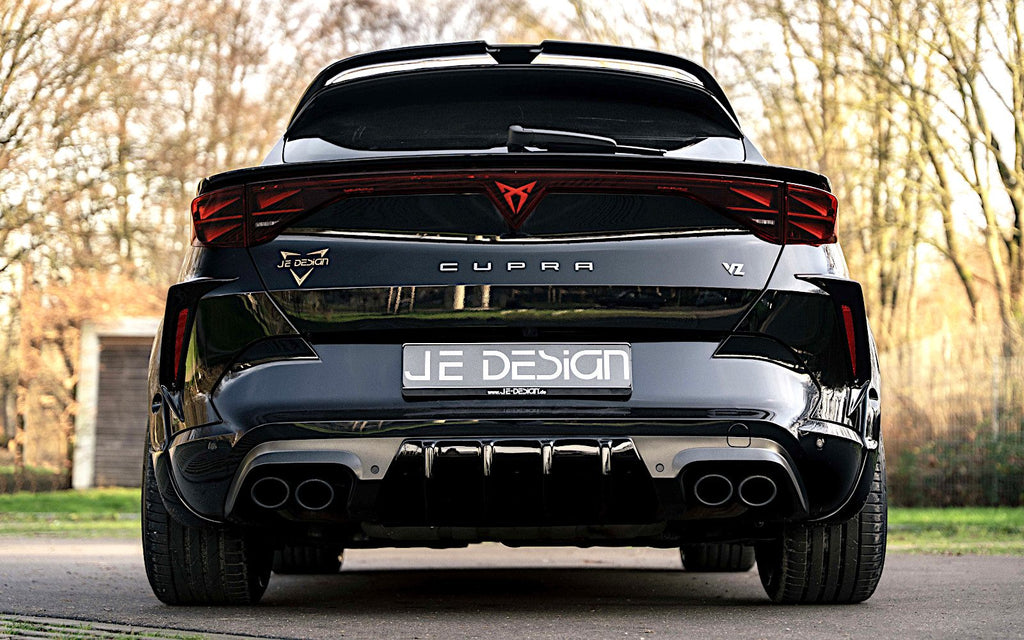 Marcos de salida de aire del paragolpes trasero JE DESIGN de 2 piezas negro brillo Cupra Formentor KM restyling 2025