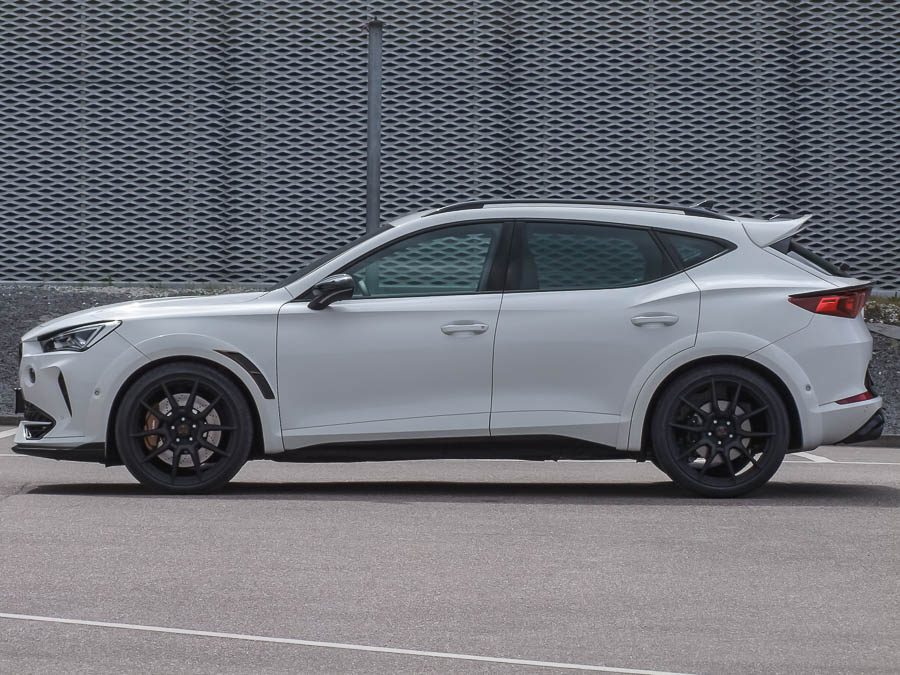 Juego de aletas WIDEBODY JE DESIGN de 10 piezas Cupra Formentor KM (no restyling 2025)