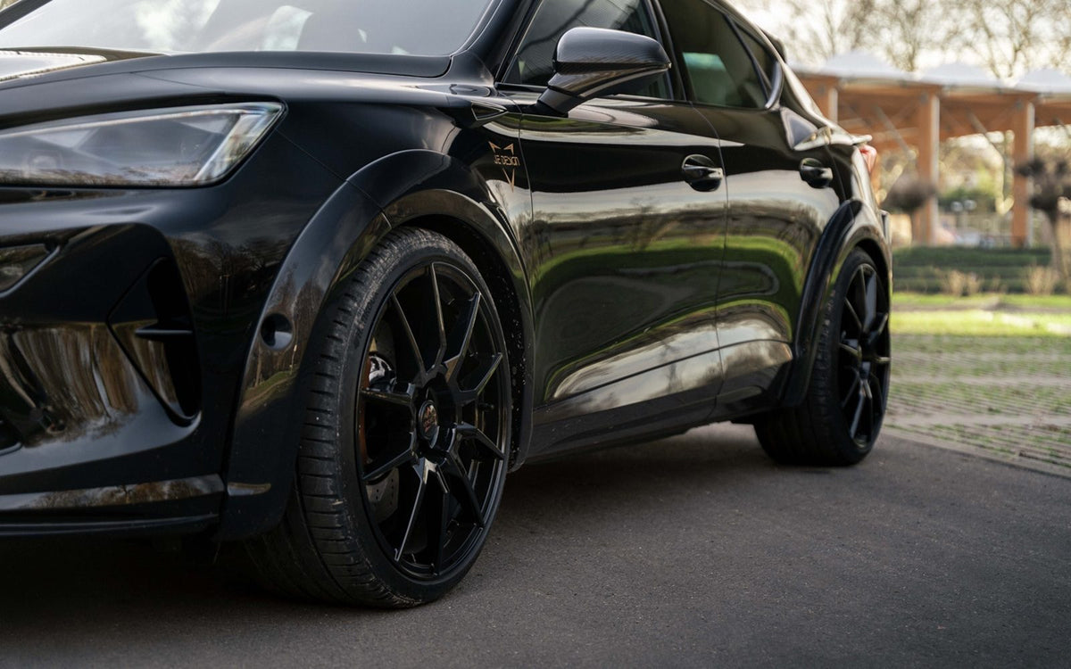 Juego de aletas WIDEBODY JE DESIGN de 10 piezas Cupra Formentor KM restyling (modelo 2025)
