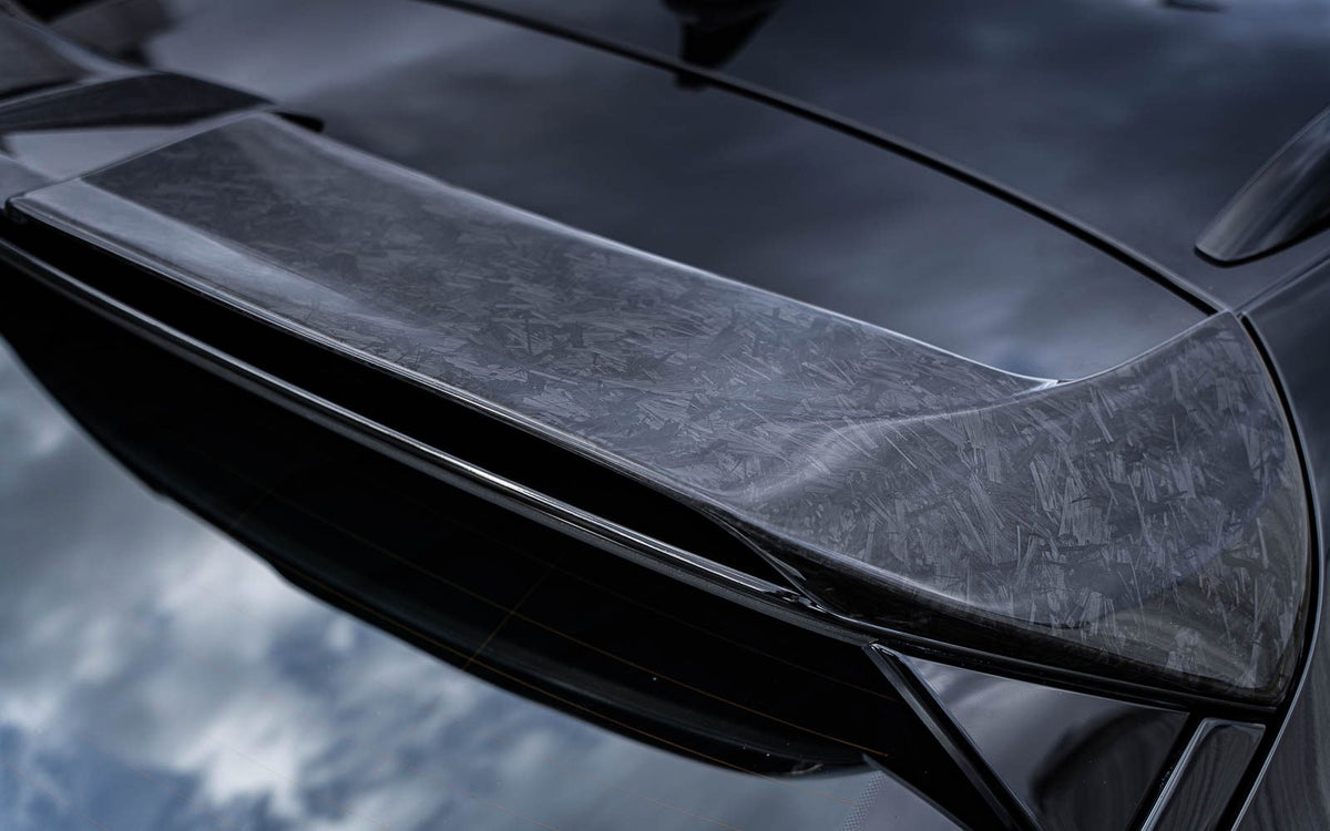 Alerón superior JE DESIGN con canal de aire central, carbono forjado, Cupra Formentor KM (incluido restyling 2025)