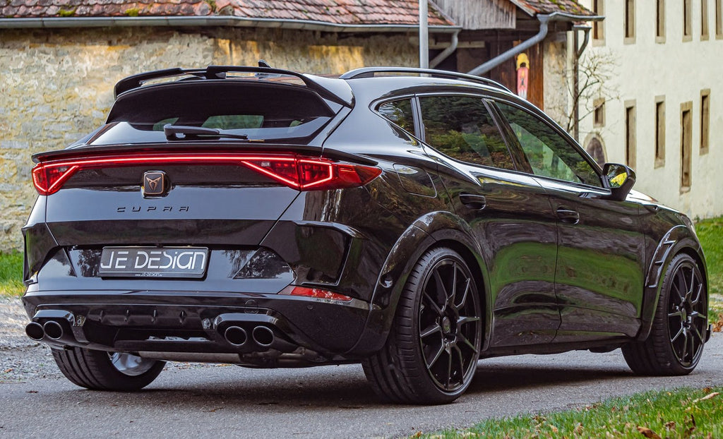 Alerón superior JE DESIGN con canal de aire central Cupra Formentor KM (incluido restyling 2025)
