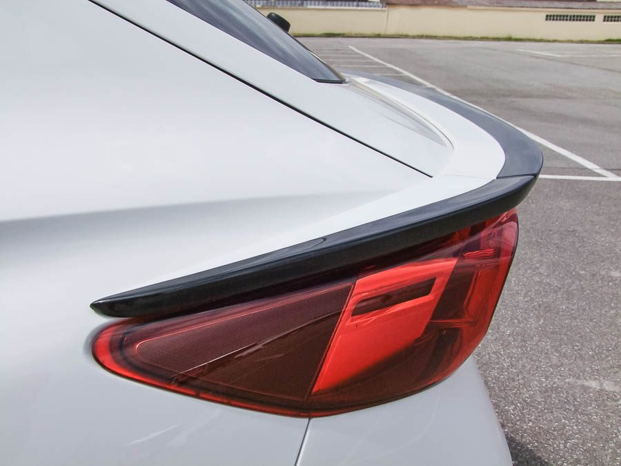 Labio inferior del portón JE DESIGN de 3 piezas Cupra Formentor KM (incluido restyling 2025)