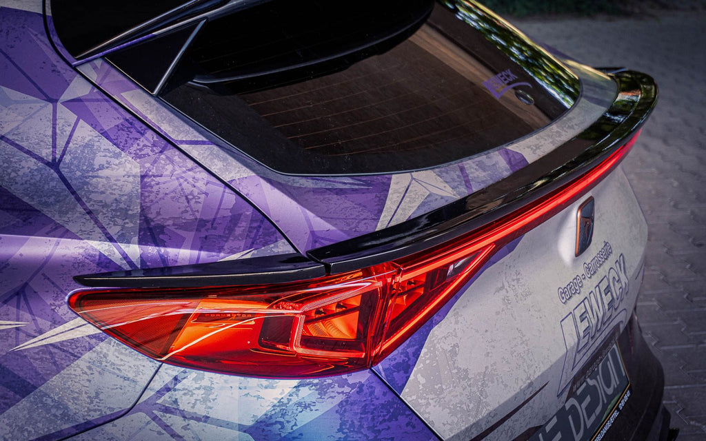 Labio inferior del portón JE DESIGN de 3 piezas Cupra Formentor KM (incluido restyling 2025)