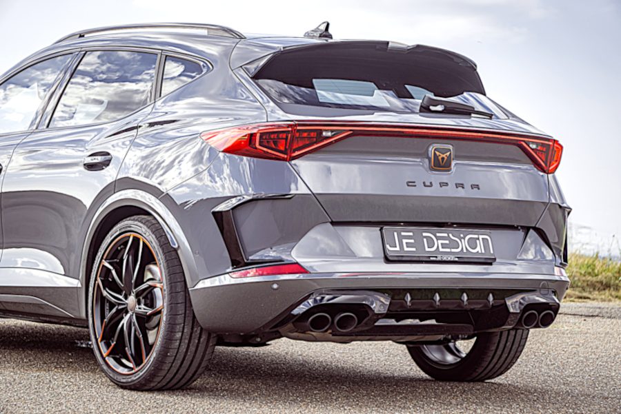 Kit Street Race JE DESIGN con difusor, negro brillo, Cupra Formentor KM (no híbrido enchufable ni VZ5)